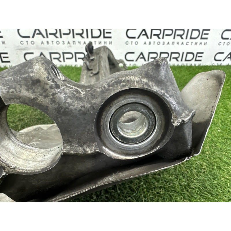 Поворотный кулак (подвеска) AUDI Q5 8R 2012 2.0 CAEB 8K0407254AB