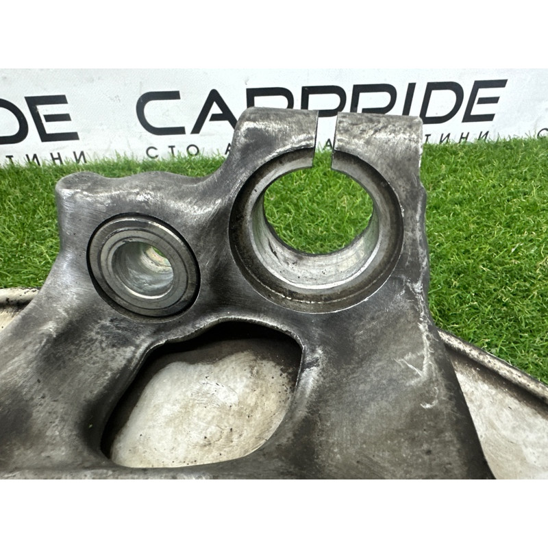 Поворотный кулак (подвеска) AUDI Q5 8R 2012 2.0 CAEB 8K0407254AB