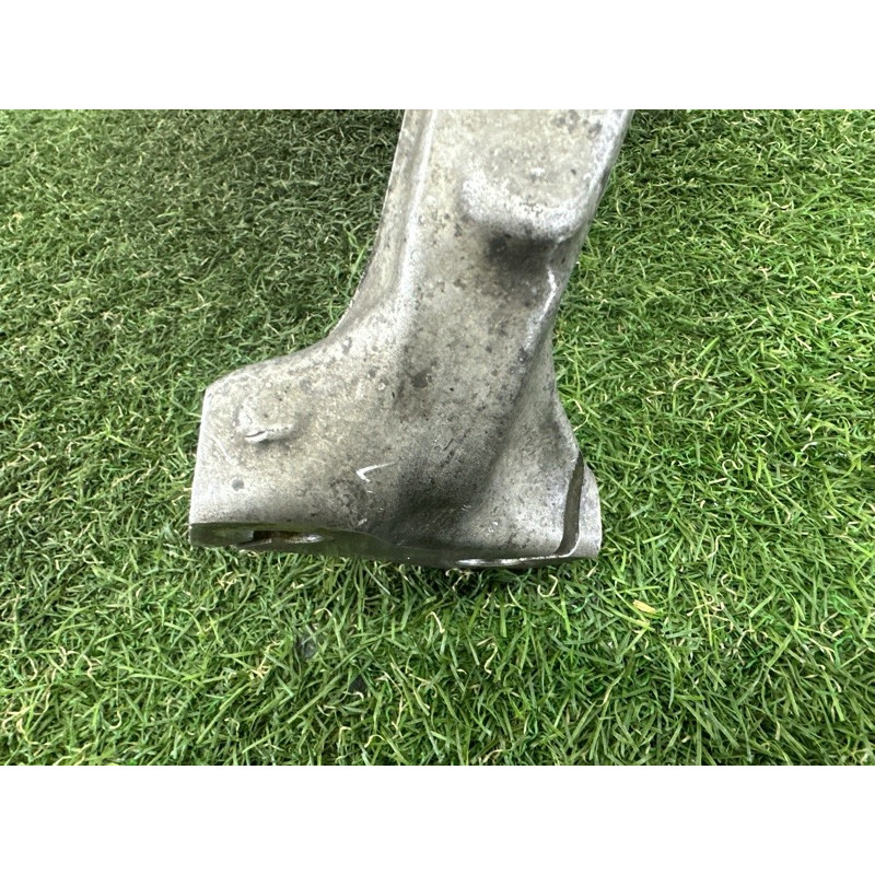 Поворотный кулак (подвеска) AUDI Q5 8R 2012 2.0 CAEB 8K0407254AB