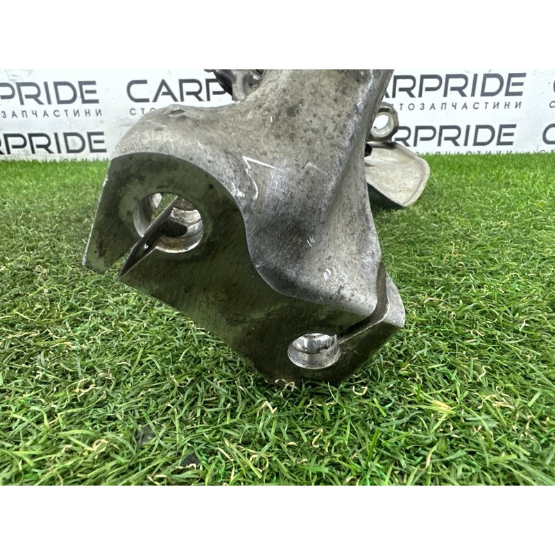 Поворотный кулак (подвеска) AUDI Q5 8R 2012 2.0 CAEB 8K0407254AB