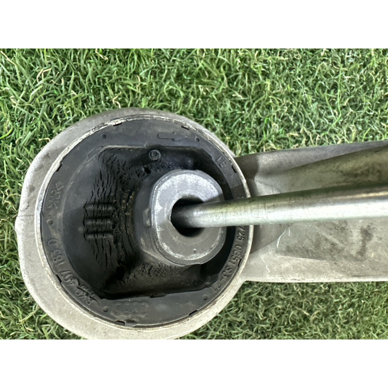 Рычаг подвески (подвеска) AUDI A4 B8 2012 2.0 CAEB 8K0407694AD