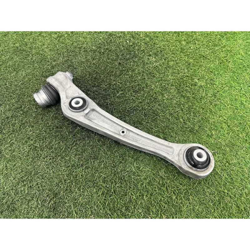 Рычаг подвески (подвеска) AUDI A4 B8 2012 2.0 CAEB 8K0407152D