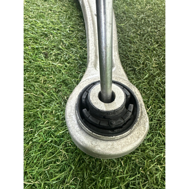 Рычаг подвески (подвеска) AUDI A4 B8 2012 2.0 CAEB 8K0407152D