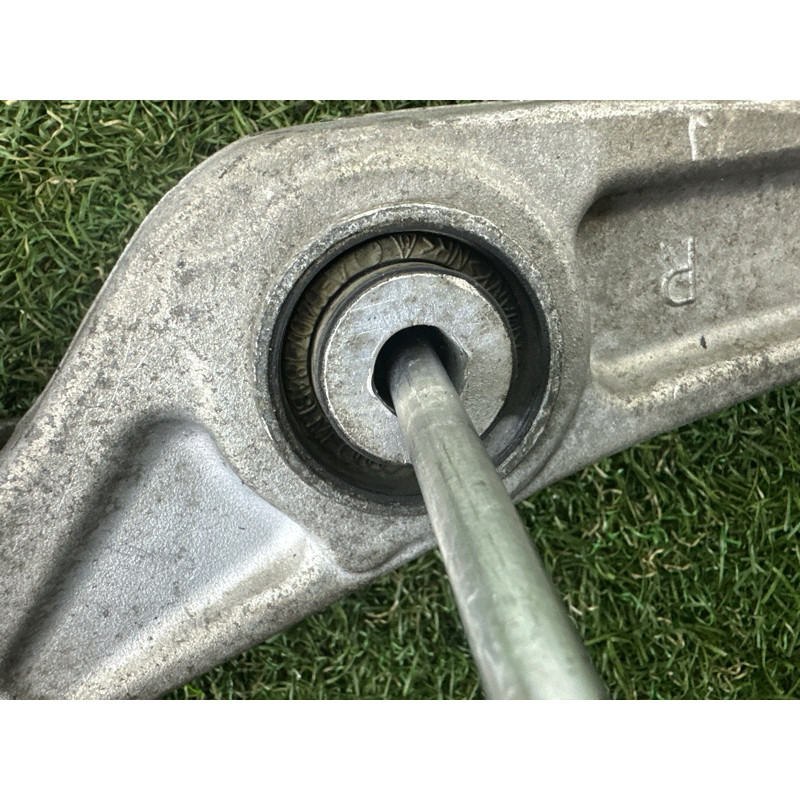 Рычаг подвески (подвеска) AUDI A4 B8 2012 2.0 CAEB 8K0407152D