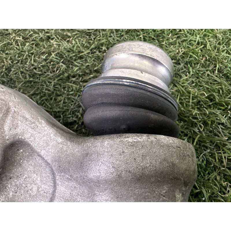 Рычаг подвески (подвеска) AUDI A4 B8 2012 2.0 CAEB 8K0407152D