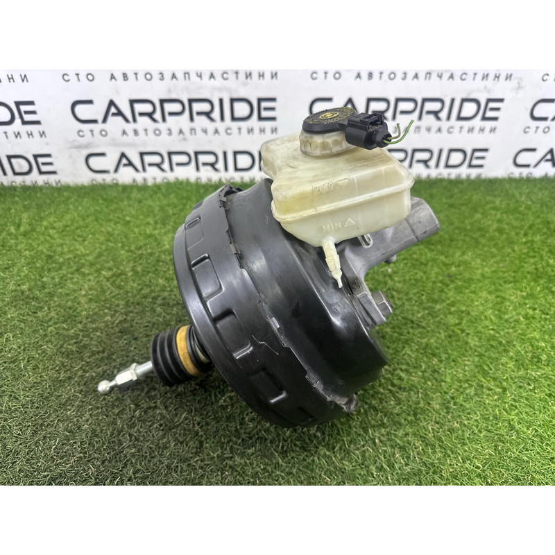 Вакуумный усилитель тормозов в сборе (тормозная система) AUDI Q5 8R 2012 2.0 CAEB 8R0612107B