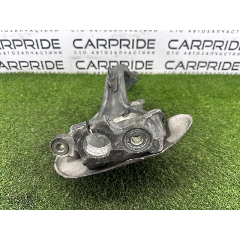 Поворотный кулак (подвеска) AUDI Q5 8R 2012 2.0 CAEB 8K0407254AB
