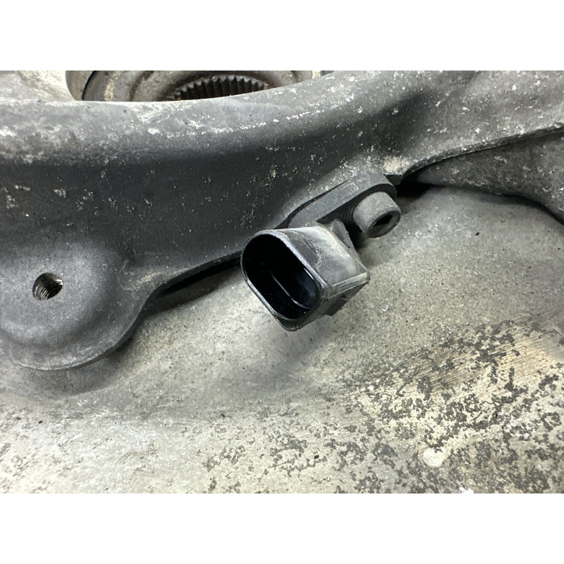 Поворотный кулак (подвеска) AUDI Q5 8R 2012 2.0 CAEB 8K0407254AB