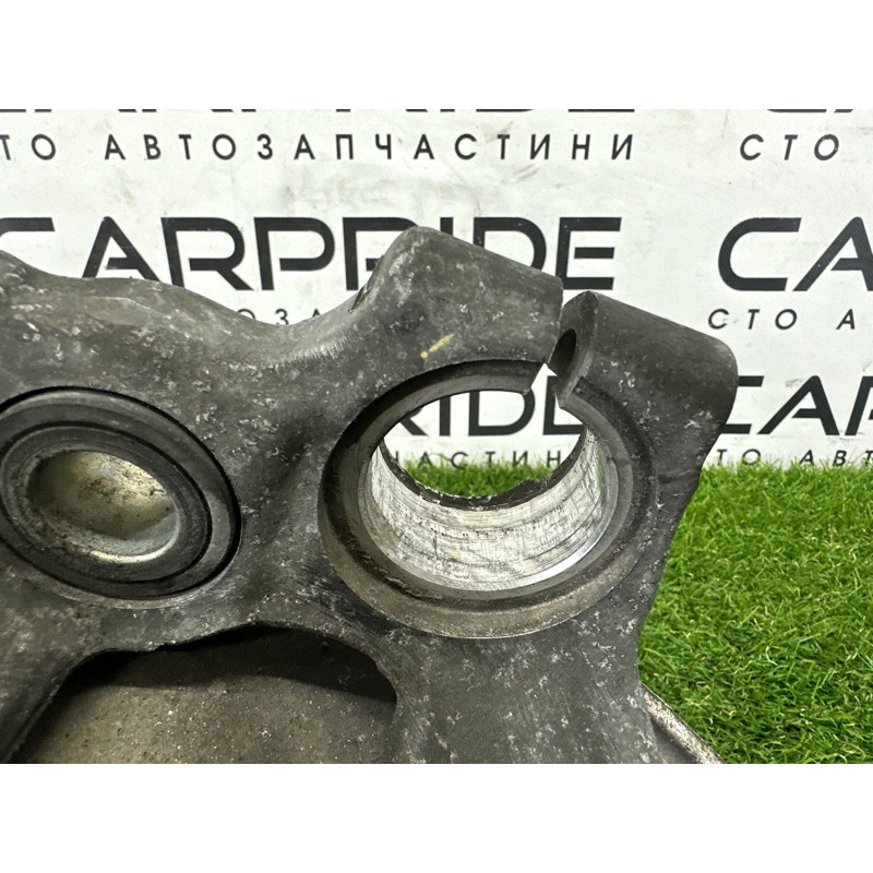 Поворотный кулак (подвеска) AUDI Q5 8R 2012 2.0 CAEB 8K0407254AB