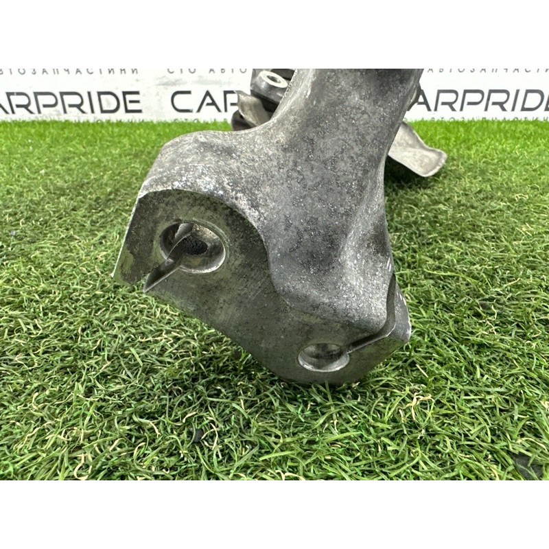 Поворотный кулак (подвеска) AUDI Q5 8R 2012 2.0 CAEB 8K0407254AB