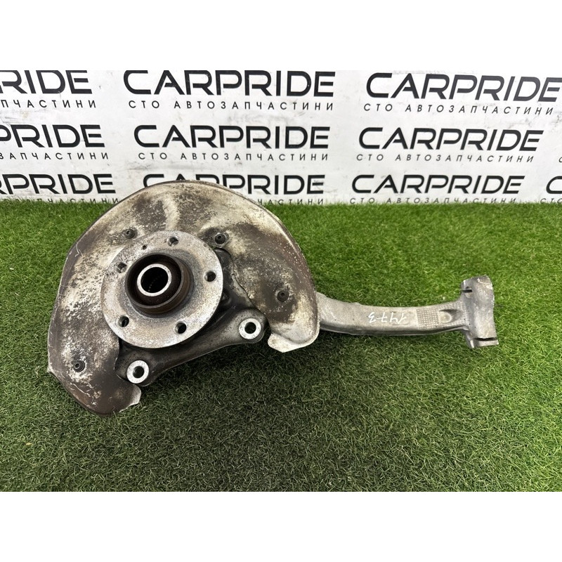 Поворотный кулак (подвеска) AUDI A4 B8 2012 2.0 CAEB 8K0407253AA