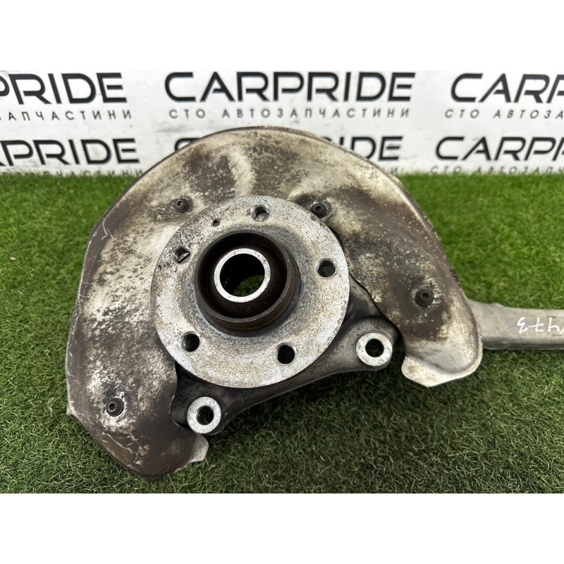 Поворотный кулак (подвеска) AUDI A4 B8 2012 2.0 CAEB 8K0407253AA