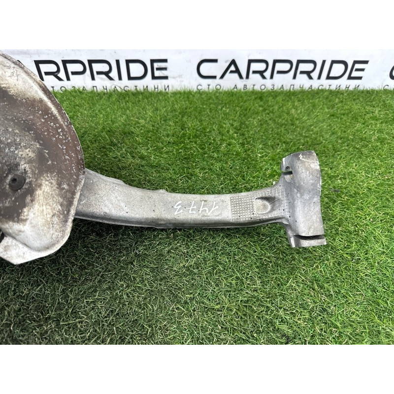 Поворотный кулак (подвеска) AUDI A4 B8 2012 2.0 CAEB 8K0407253AA