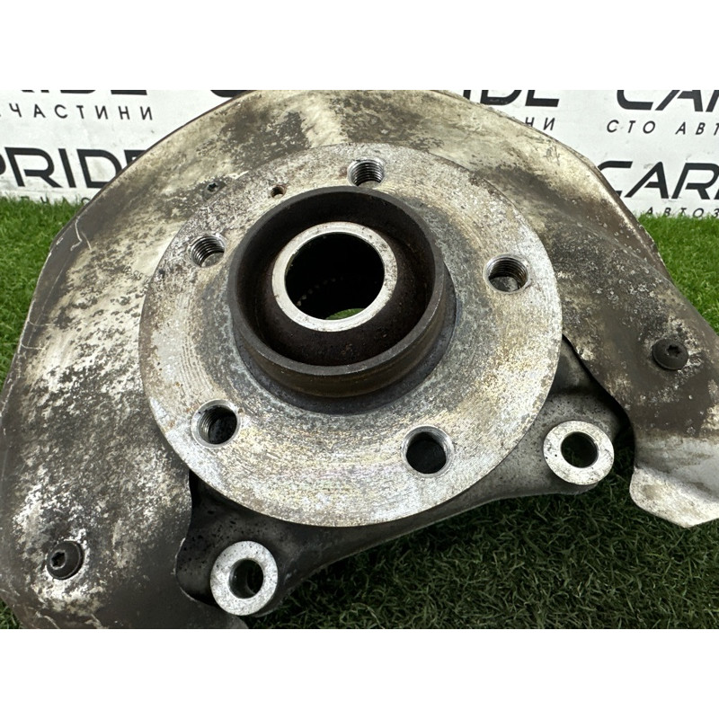 Поворотный кулак (подвеска) AUDI A4 B8 2012 2.0 CAEB 8K0407253AA