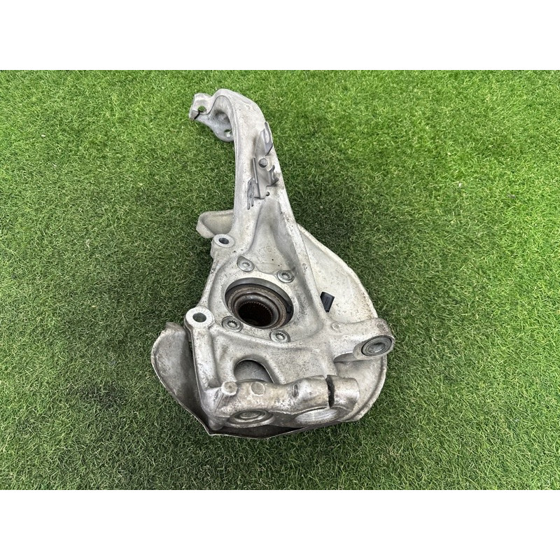 Поворотный кулак (подвеска) AUDI A4 B8 2012 2.0 CAEB 8K0407253AA