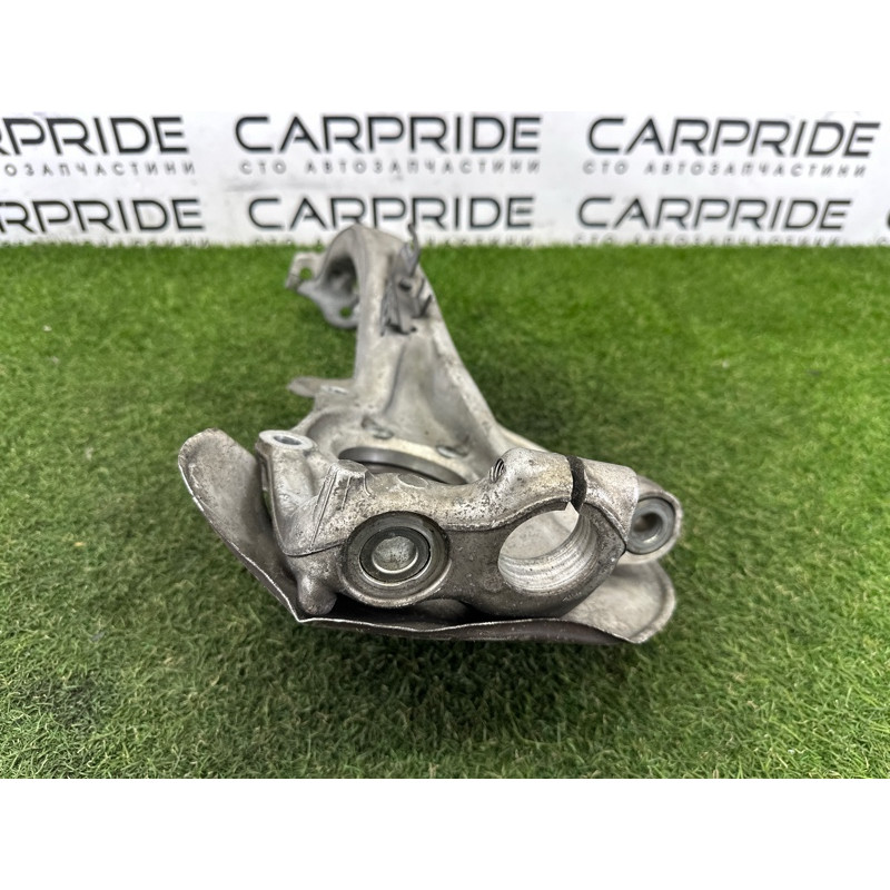 Поворотный кулак (подвеска) AUDI A4 B8 2012 2.0 CAEB 8K0407253AA