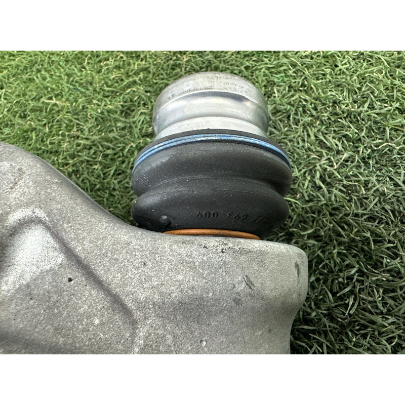 Рычаг подвески (подвеска) AUDI A4 B8 2012 2.0 CAEB 8K0407151F