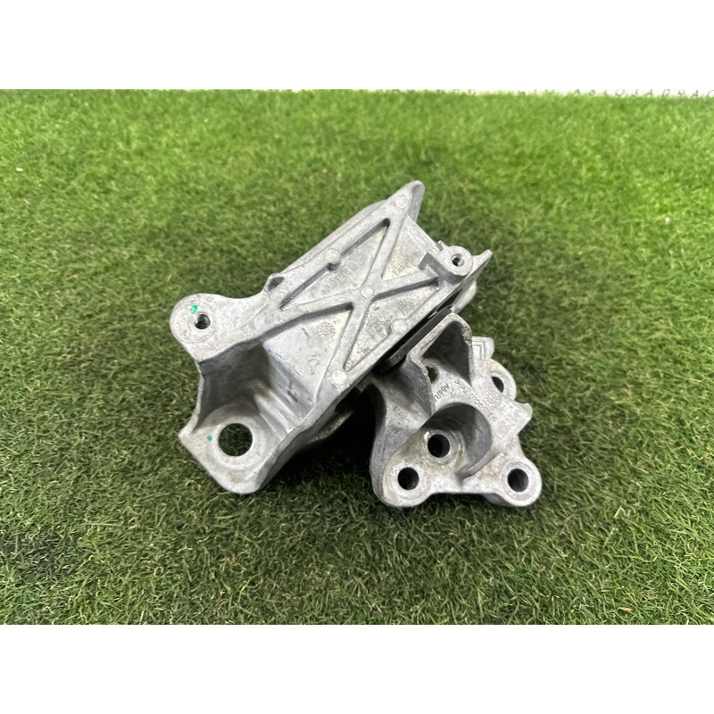 Подушка двигуна (двигун та елементи) FORD ESCAPE MK4 2020 1.5 LX6Z6038A