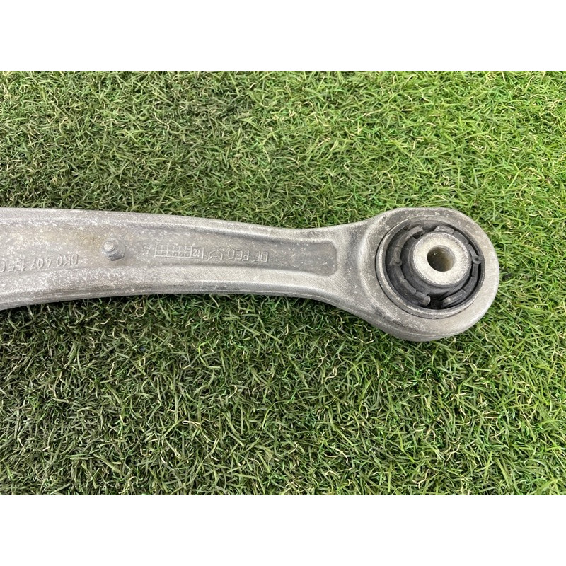 Рычаг подвески (подвеска) AUDI Q5 8R 2012 2.0 CAEB 8K0407151F