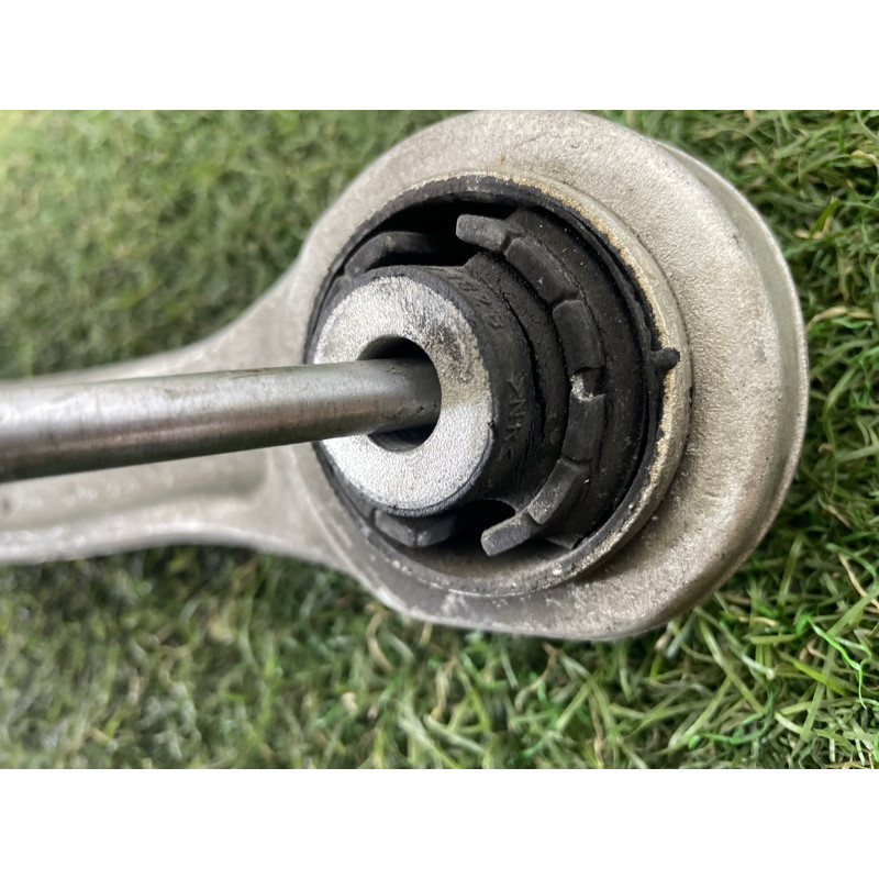 Рычаг подвески (подвеска) AUDI Q5 8R 2012 2.0 CAEB 8K0407151F