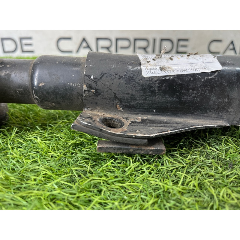 Кронштейн усилителя бампера (стекла и зеркала) BMW 5-series E34 51111944303