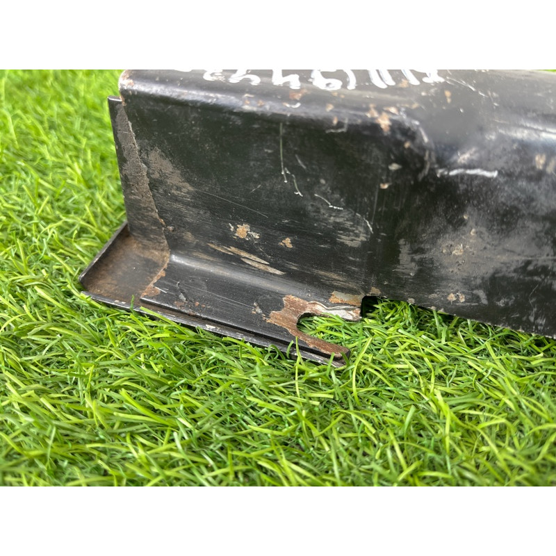 Кронштейн усилителя бампера (стекла и зеркала) BMW 5-series E34 51111944303