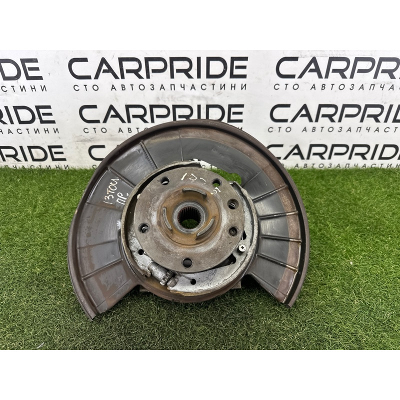 Цапфа подвески (подвеска) Volkswagen Touareg NF 2015 3.6 CGRA 7P0505436B