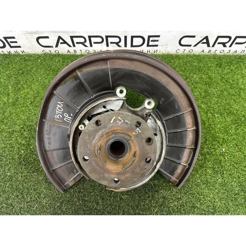 Цапфа подвески (подвеска) Volkswagen Touareg NF 2015 3.6 CGRA 7P0505436B