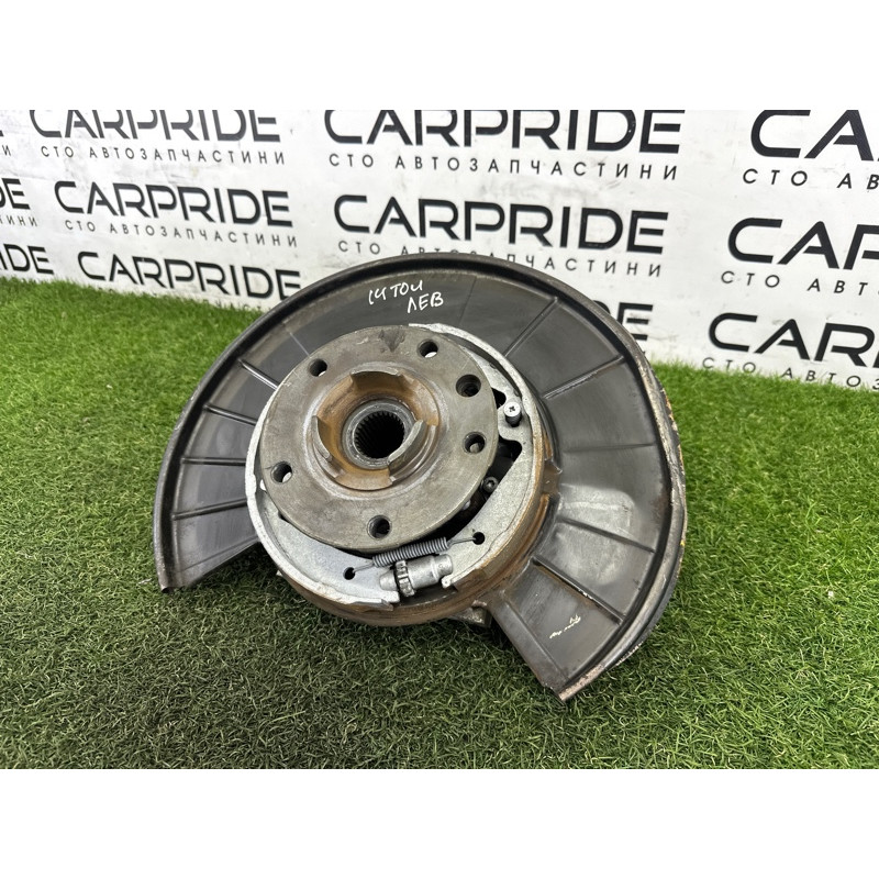 Цапфа подвески (подвеска) Volkswagen Touareg NF 2015 3.6 CGRA 7P0505435B