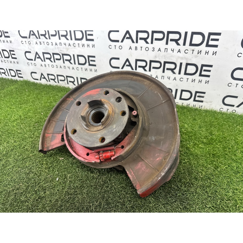 Цапфа подвески (подвеска) Volkswagen Touareg NF 2012 3.6 CGRA 7P0505435A