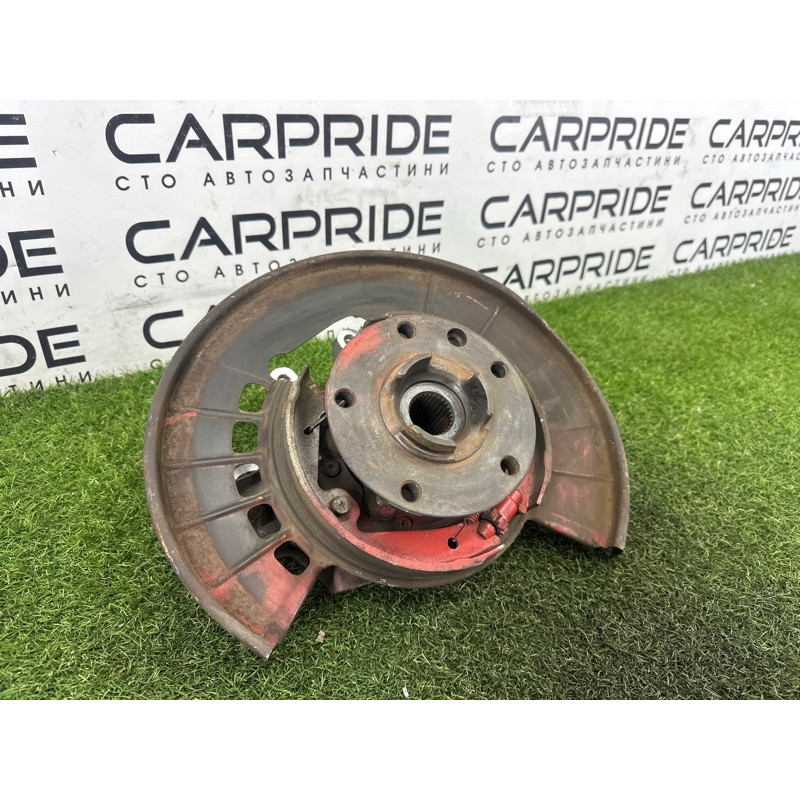 Цапфа подвески (подвеска) Volkswagen Touareg NF 2012 3.6 CGRA 7P0505435A