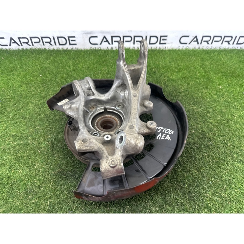 Цапфа подвески (подвеска) Volkswagen Touareg NF 2012 3.6 CGRA 7P0505435A