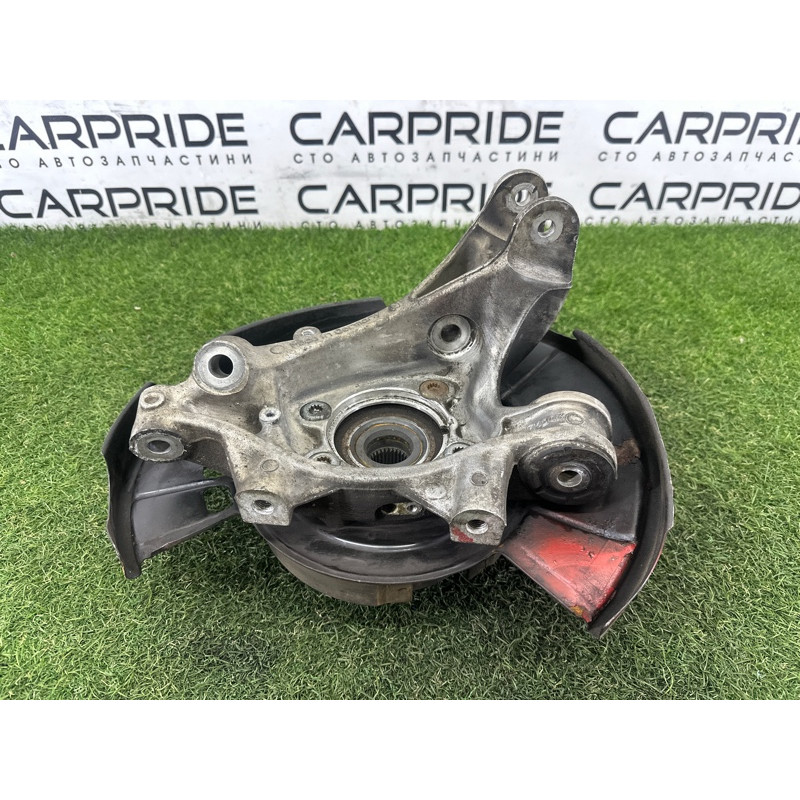 Цапфа подвески (подвеска) Volkswagen Touareg NF 2012 3.6 CGRA 7P0505436A