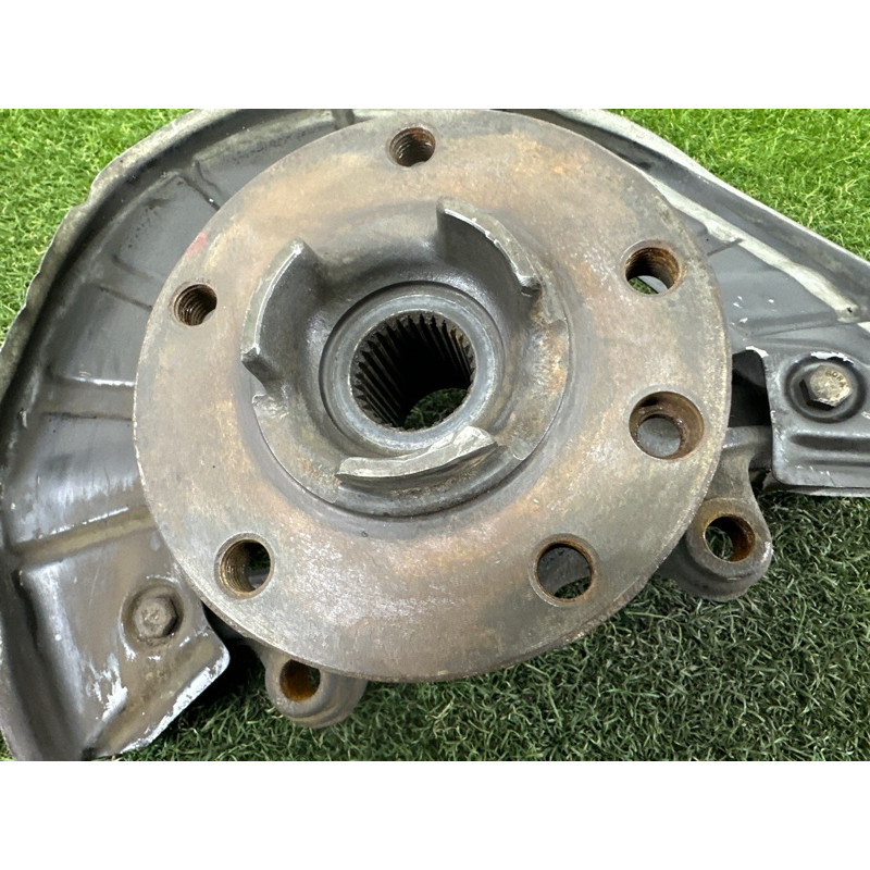 Поворотный кулак (подвеска) Volkswagen Touareg NF 2012 3.6 CGRA 7P6407246A