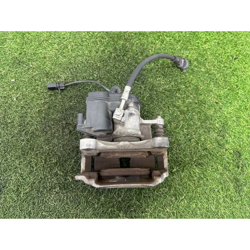 Суппорт тормозной (тормозная система) AUDI Q7 4M 2017 3.0 CREC 4M0615403A