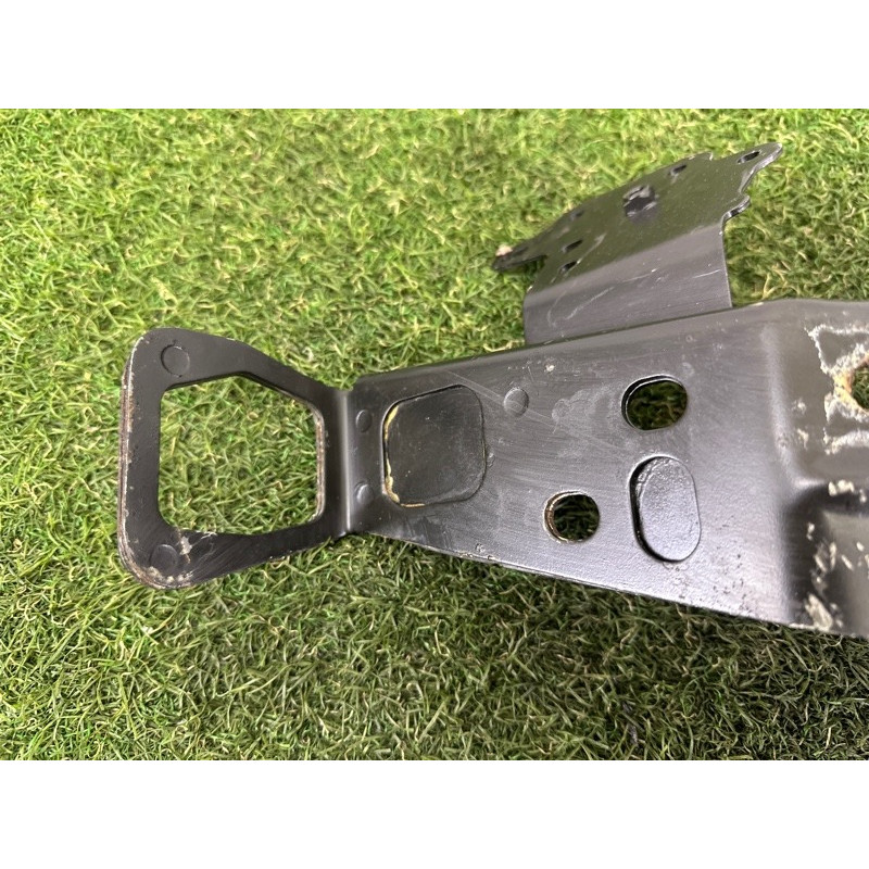 Кронштейн лонжерона (кузов и элементы) AUDI Q7 4M 2017 3.0 CREC 4M0805352