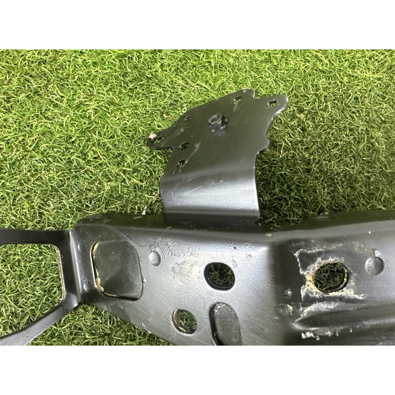 Кронштейн лонжерона (кузов и элементы) AUDI Q7 4M 2017 3.0 CREC 4M0805352