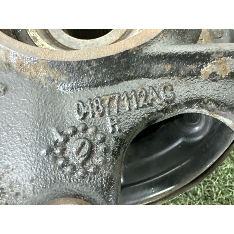 Цапфа подвески (подвеска) Jeep Grand Cherokee WK2 2017 68253396AB