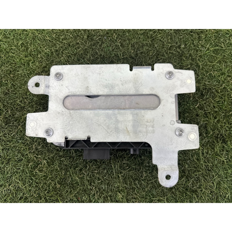 Блок управления камерой (электрика / блоки управления) Volkswagen Touareg NF 2015 3.6 CGRA 7P6907107B