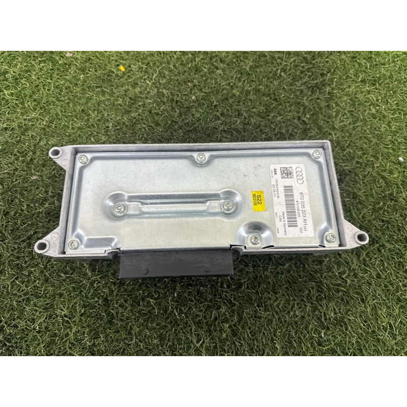 Усилитель звука (электрика) AUDI A4 B8 2012 2.0 CAEB 8T0035223AH