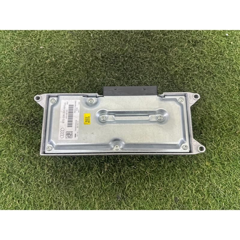 Усилитель звука (электрика) AUDI A4 B8 2012 2.0 CAEB 8T0035223AH