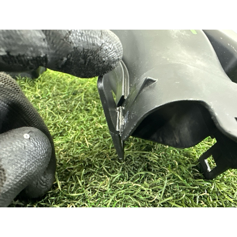 Патрубок воздушного фильтра (впускная система) Nissan Rogue T32 2016 2.5 QR25DE 165544BA1D