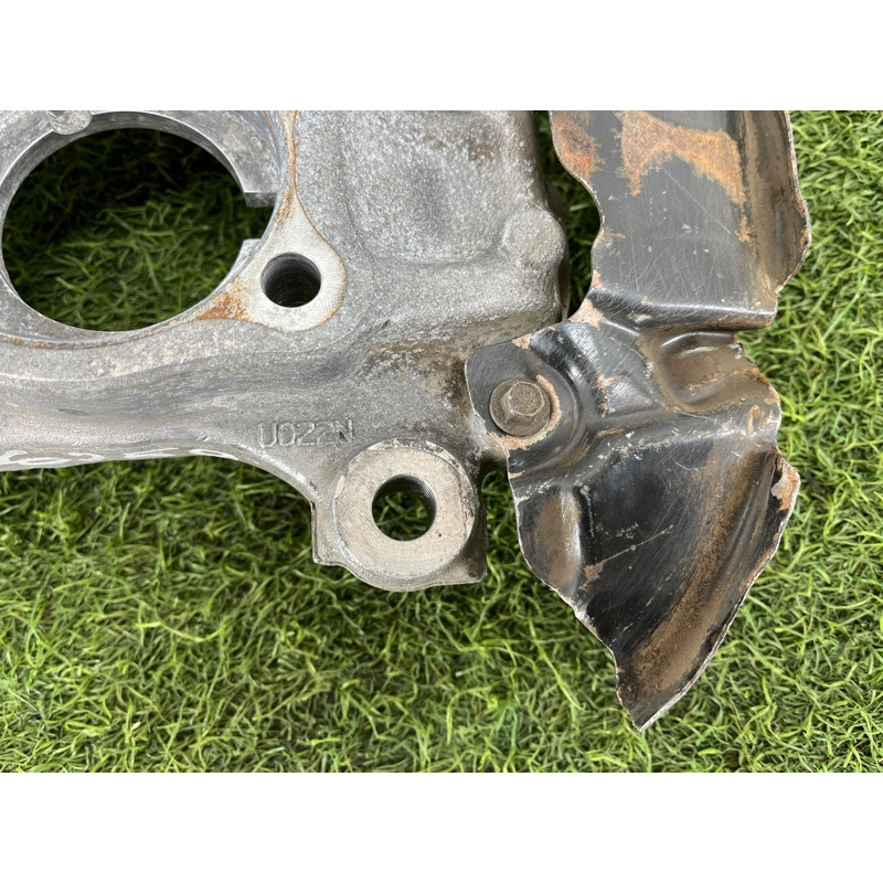 Поворотный кулак (подвеска) Ford Fusion MK5 dg9c3k171a