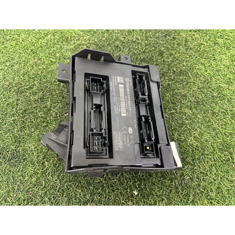 Модуль BCM (электрика / блок управления) AUDI A4 B8 2012 2.0 CAEB 8K0907064CF