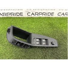 Блок кнопок стеклоподъемников