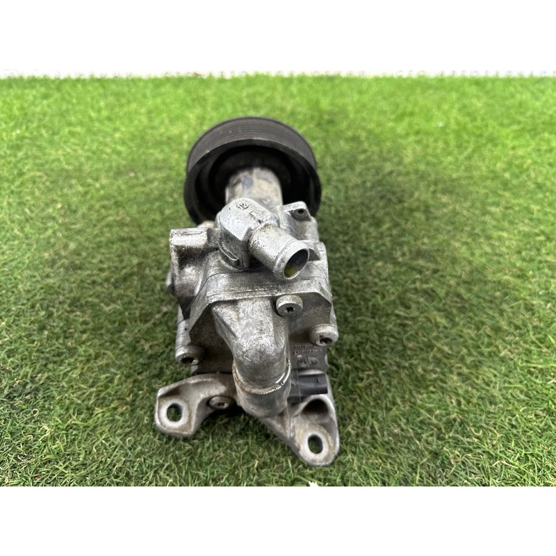 Насос гидроусилителя руля (рулевое управление) BMW X5 E70 2013-2015 3.0 32416796453