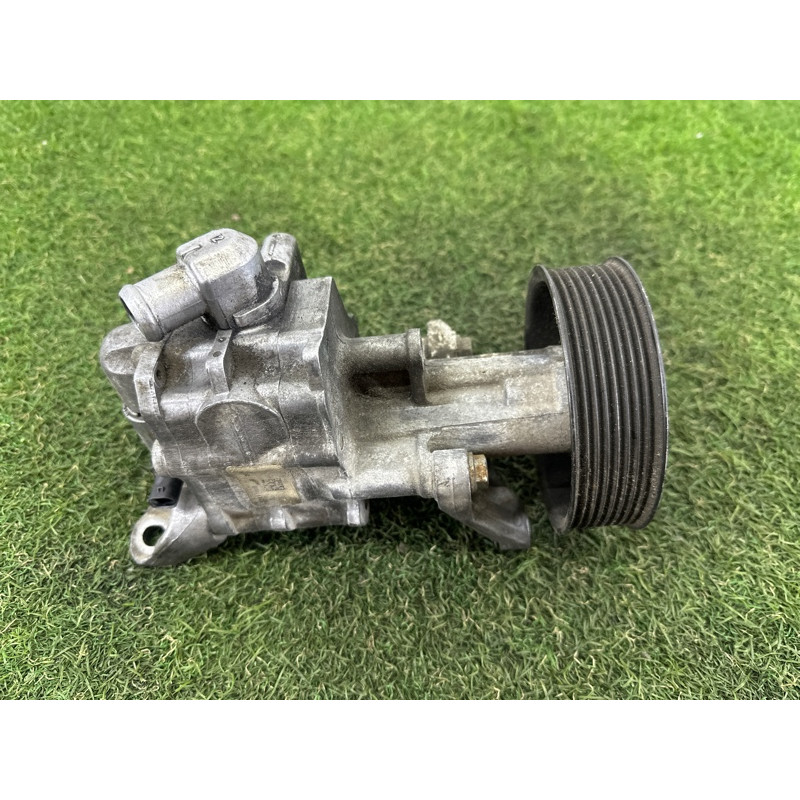 Насос гидроусилителя руля (рулевое управление) BMW X5 E70 2013-2015 3.0 32416796453
