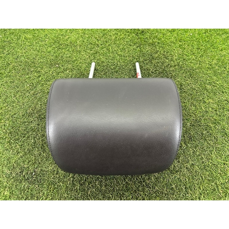 Подголовник (салон) Volkswagen Touareg NF 2012 3.6 CGRA 7P6885901FYAF