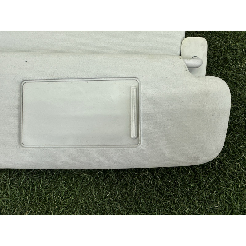Козирок сонцезахисний (салон) Volkswagen Touareg NF 2012 3.6 CGRA 7P6857552B2F4