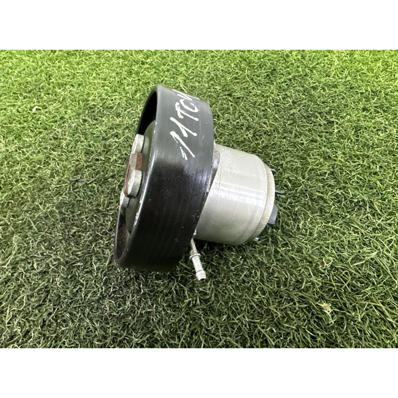Помпа (система охолодження) Volkswagen Touareg NF 2013 3.6 03H121008H